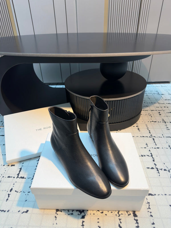 The Row Zipped Ankle Boots 50mm Black Calfskin 429313