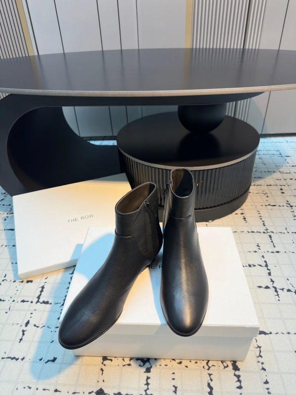 The Row Zipped Ankle Boots 50mm Black Calfskin 429313