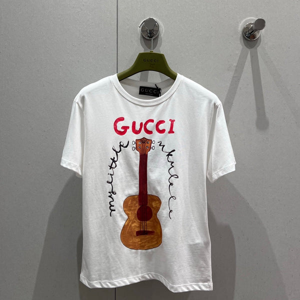 Gucci 25 Cartoon Guitar Print T-shirt a maniche corte in cotone bianco 215699