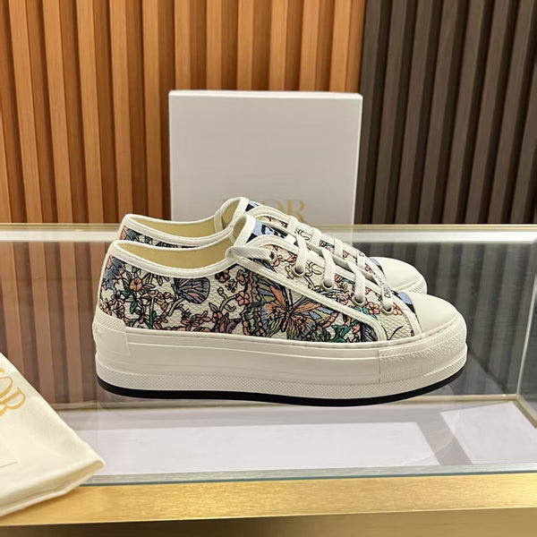 CD 25 Walk Platform Sneaker Fabric 242456