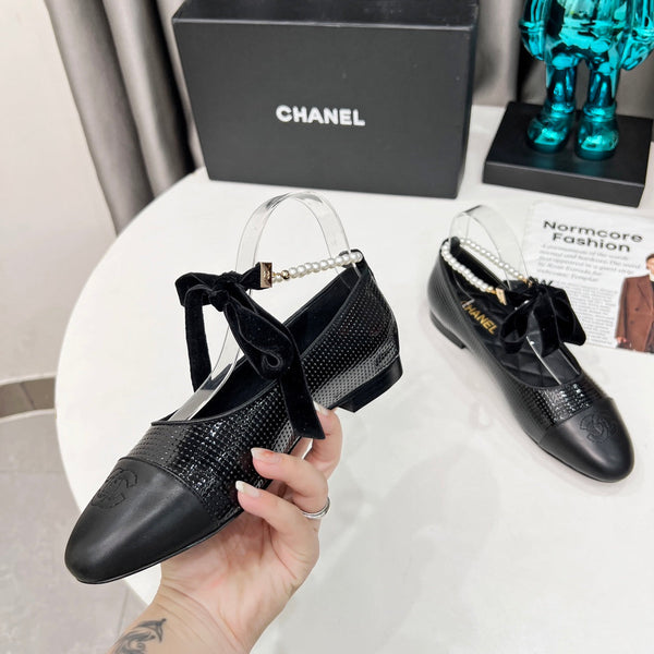 CC Mary Jane Nero con Perle in Pelle di Agnello e Vacchetta