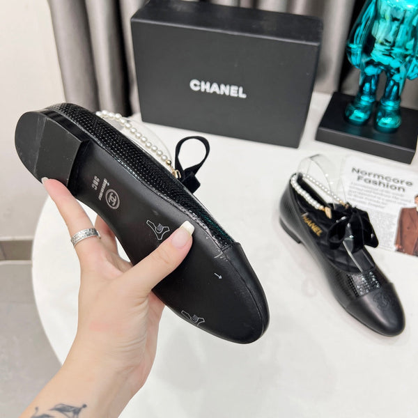 CC Mary Jane Nero con Perle in Pelle di Agnello e Vacchetta