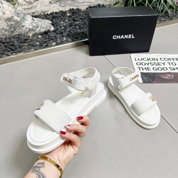 CC 25A Sandals White Horse Fur Leather 338604