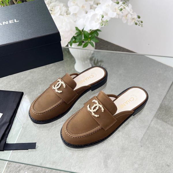 CC 25 Mule Dark Brown Calfskin Gold Double C