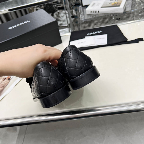 Mocassino CC 25 in pelle di vacchetta nera 338671