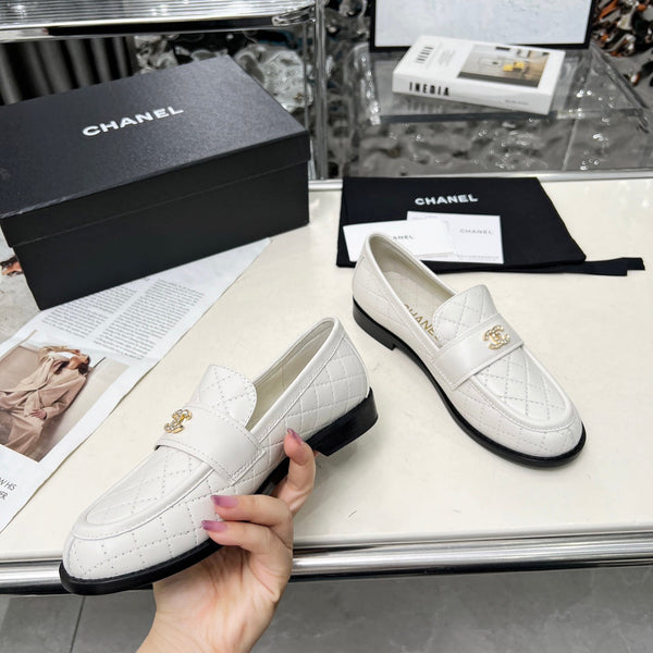 Mocassino CC 25 in pelle di vacchetta bianca 338672