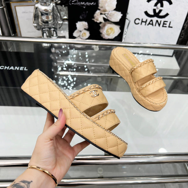 CC 25 Slide Leather Chain 6cm Beige Lambskin 338658