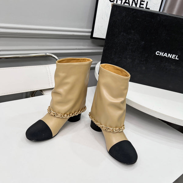 CC 25 Short Boots With Chain 55mm Beige Cowhide Black Grosgrain 374027