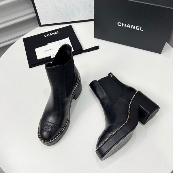 CC 25 Chelsea Ankle Boots With Chain 85mm Black Sheepskin 374035