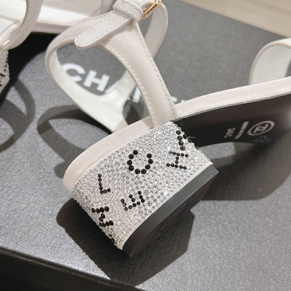 CC 25C 5CM Sandali con tacco medio Tessuto bianco 213323