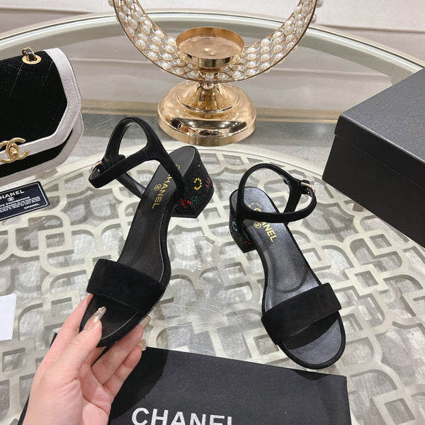 CC 25C 5CM Sandali con tacco medio in pelle scamosciata nera 213327