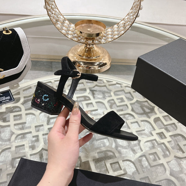 CC 25C 5CM Sandali con tacco medio in pelle scamosciata nera 213327