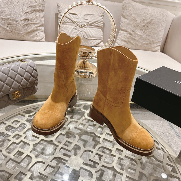 Stivaletti CC in pelle scamosciata giallo scuro 40mm