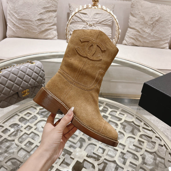 Stivaletti CC in pelle scamosciata beige scuro 40mm