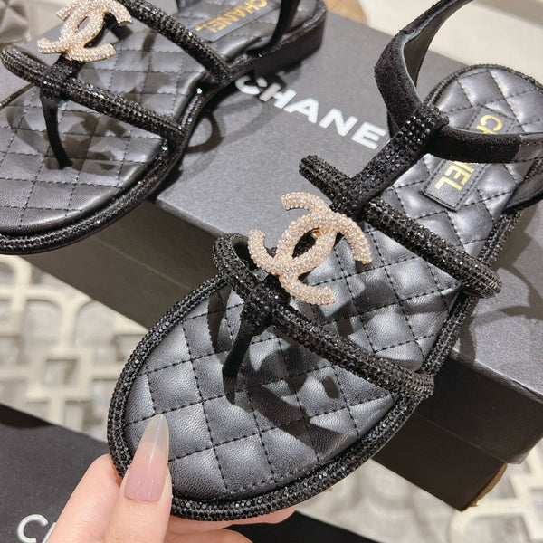 CC 25C Thong Sandal Black Sheepskin 213339