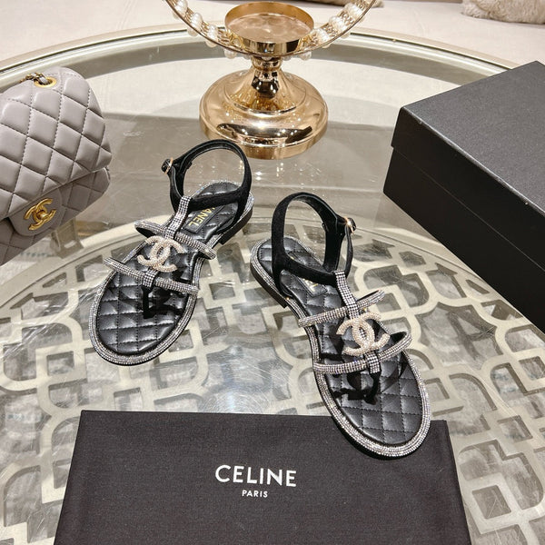 CC 25C Thong Sandal Black with White Sheepskin 213340