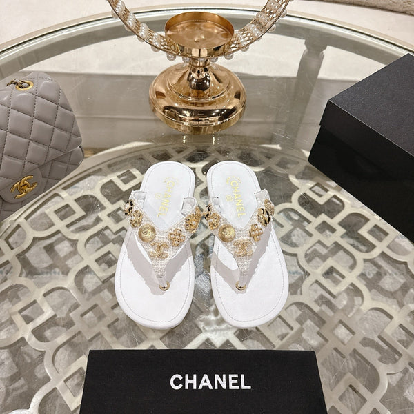 CC 25 Thong Sandal Sheepskin 268971