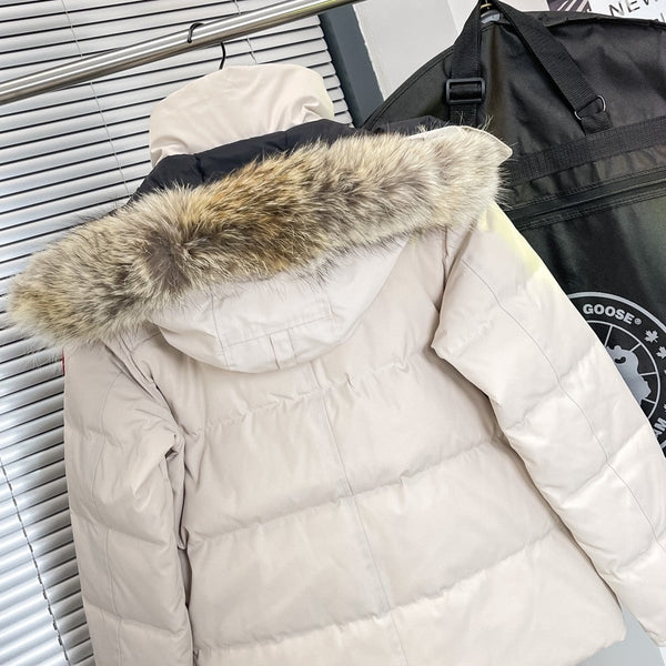 C. Goose Down Jacket White Polyester 0021