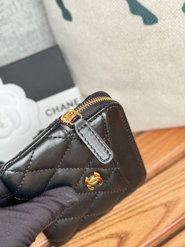 CC Zip Card Holder Wallet Black Gold Metal Lamskin 240617