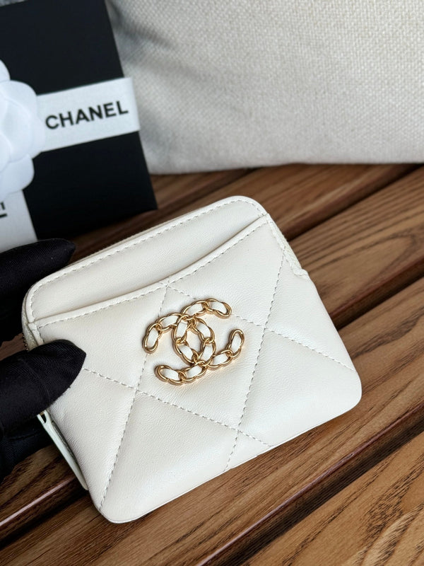 cc 19 zipped coin purse 11cm white lambskin gold hardware