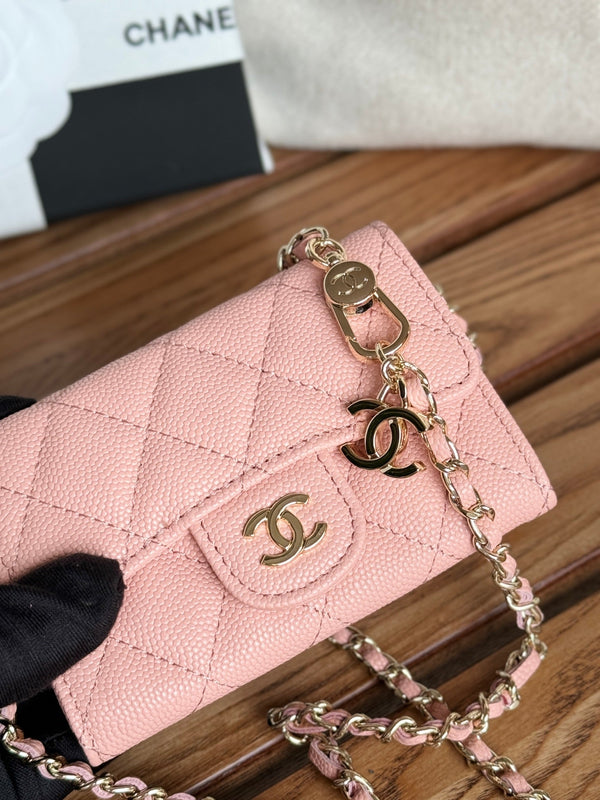 CC 24 Classic Wallet On Chain 11cm Pink Caviar Leather 240678