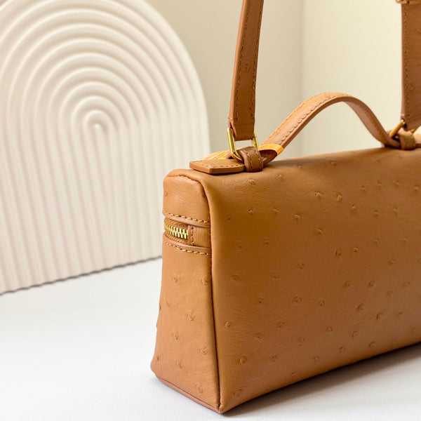 LP Extra Bag 19cm Ostrich Pattern Gold Calfskin Gold Hardware