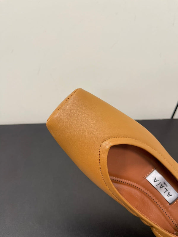ALAIA BALLET FLATS IN COPPER BROWN SMOOTH CALFSKIN