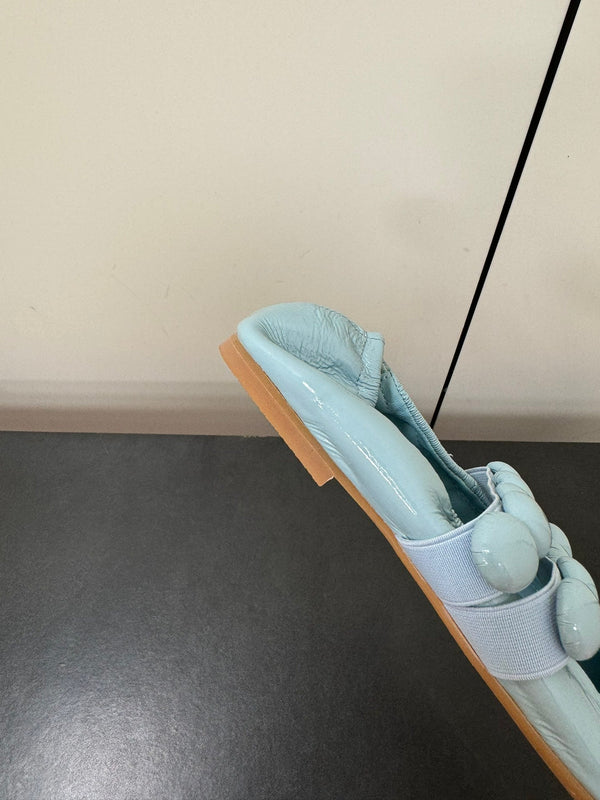 ALAIA SPHERE BALLET FLATS IN LIGHT BLUE LAMBSKIN