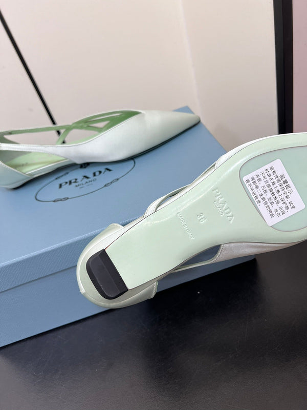 CUT-OUT BALLERINAS IN CHETWODE GREEN SATIN