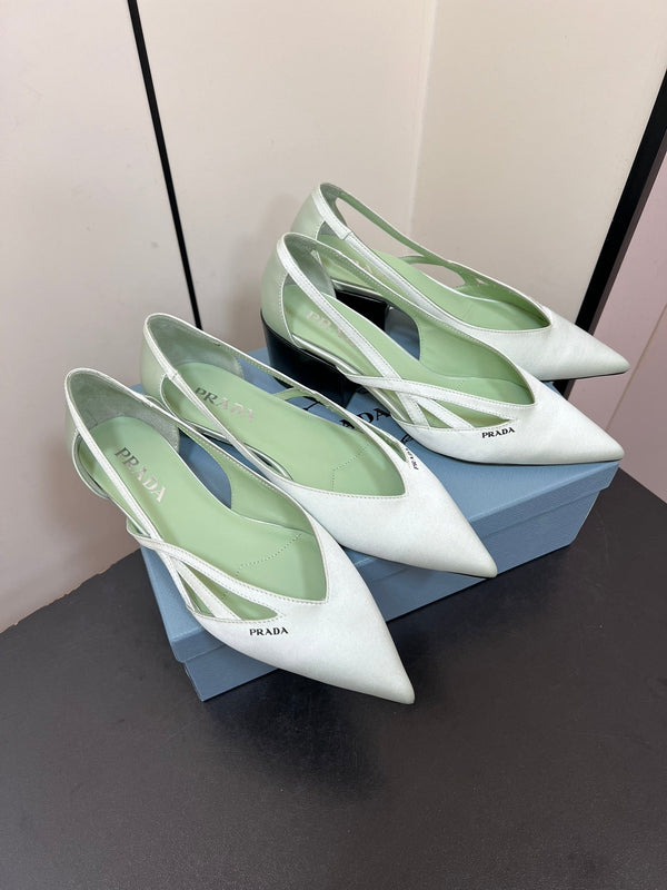 CUT-OUT BALLERINAS IN CHETWODE GREEN SATIN