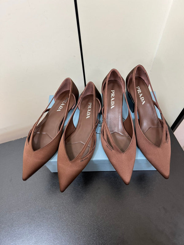 CUT-OUT BALLERINAS IN CHOCOLATE BROWN SATIN