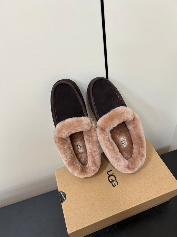 UGG Oil Jiji Slip-On Loafers Dark Burgundy Fur Suede 519524