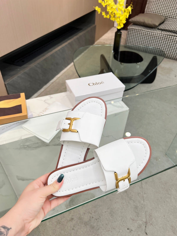 CHLOÉ HLOE MARCIE SLIDE IN WHITE CALFSKIN WITH GOLD HARDWARE