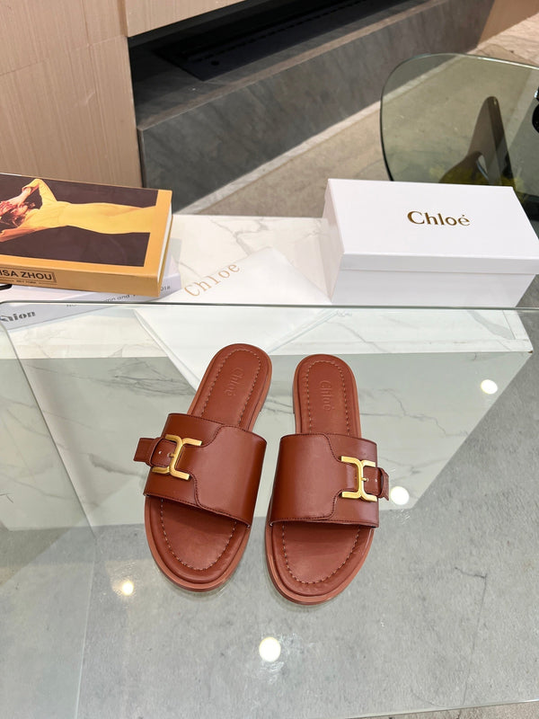 CHLOÉ HLOE MARCIE SLIDE IN UMBER BROWN CALFSKIN WITH GOLD HARDWARE
