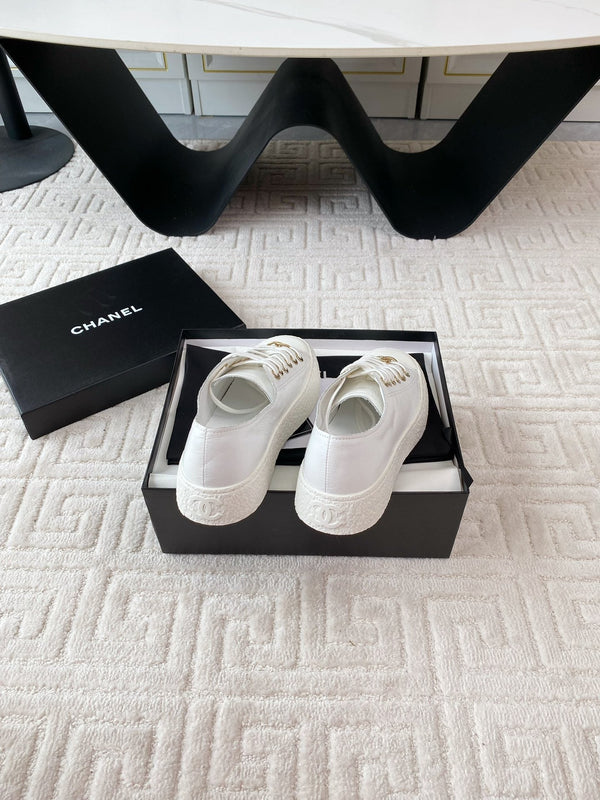 CC Low Sneaker 35mm White Wrinkled Cowhide