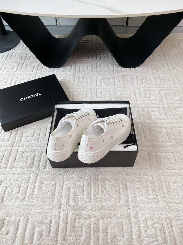 CC Low Sneaker 35mm White Textile Fabric And Lambskin