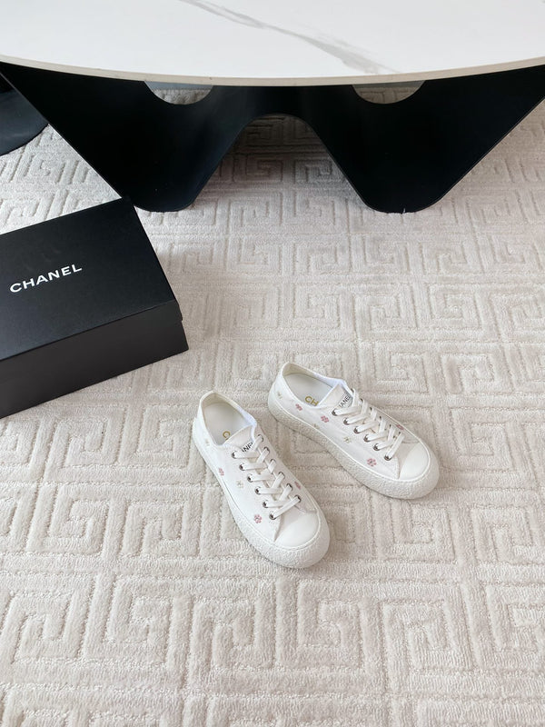 CC Low Sneaker 35mm White Textile Fabric And Lambskin