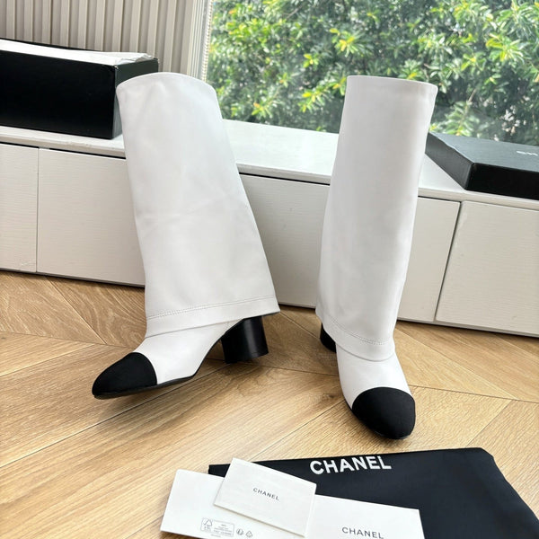 CC 25 High Boot White Calfskin Black Grosgrain 430336