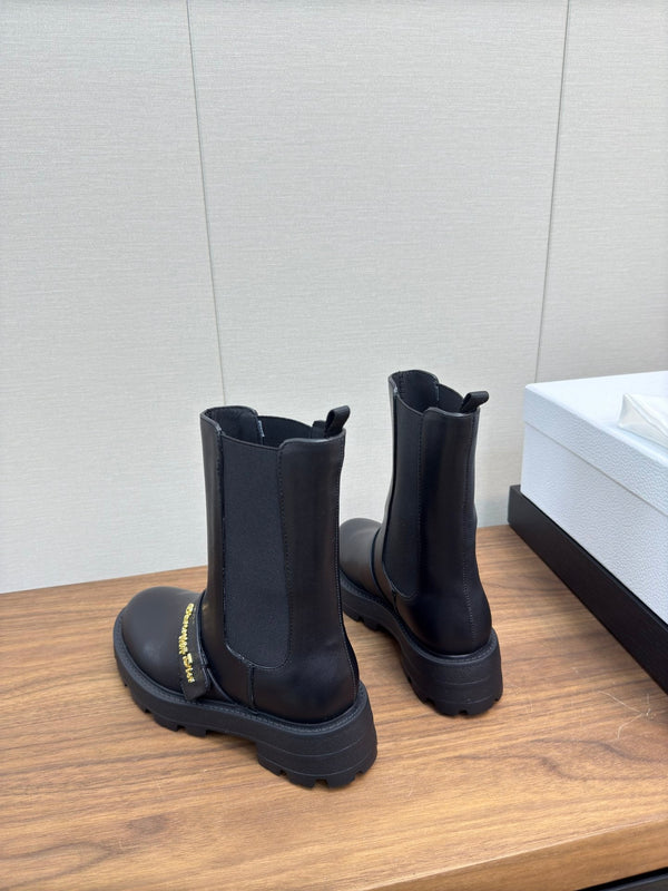 CD D-Quest Ankle Boot 40mm In Plain Black Calfskin 112933