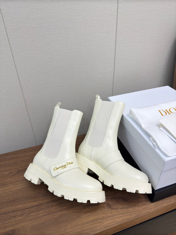 CD D-Quest Ankle Boot 40mm In White Calfskin 112935