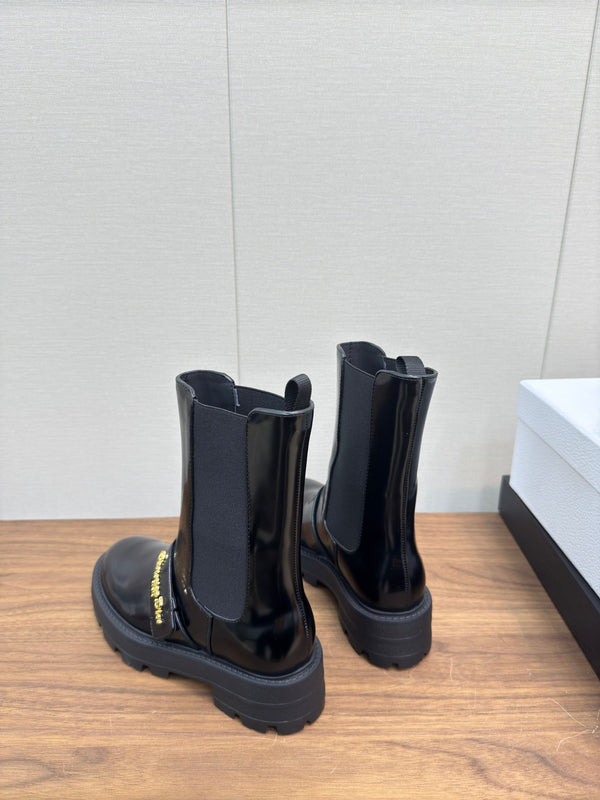 CD D-Quest Ankle Boot 40mm In Glossy Black Calfskin 112937