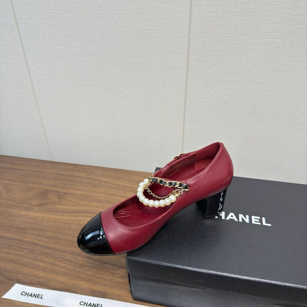 Chanel 25 Mary Jane Ankle Chain Pump Burgundy black Cowhide 465598