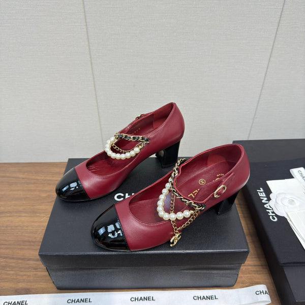 Chanel 25 Mary Jane Ankle Chain Pump Burgundy black Cowhide 465598