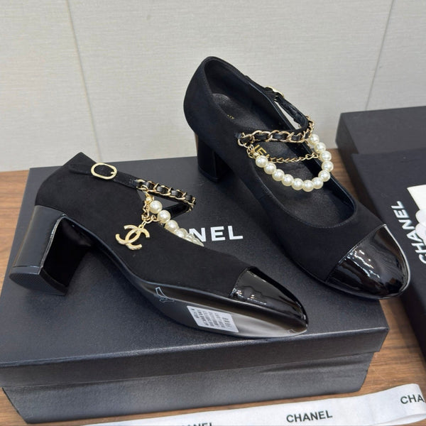 Chanel 25 Mary Jane Ankle Chain Pump Black Suede Cowhide 465599