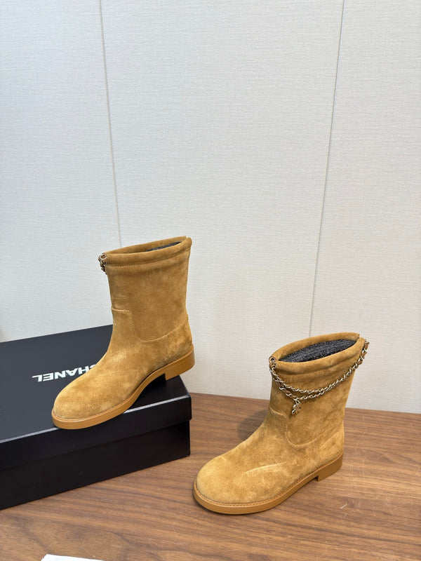 Chanel 25 Boot Camel Suede 465611