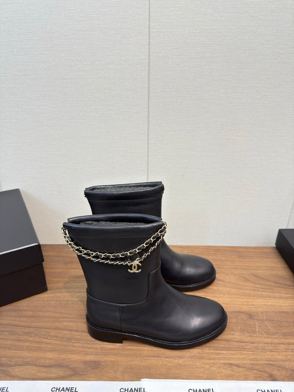 Chanel 25 Boot Black Calfskin 465613