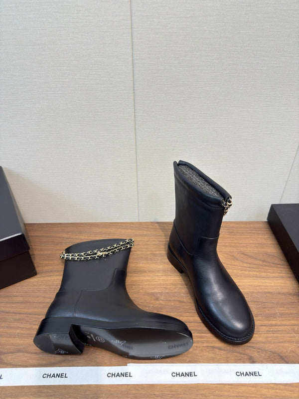 Chanel 25 Boot Black Calfskin 465613