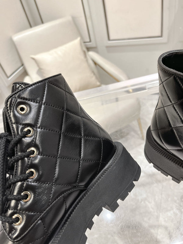 CC Combat Boots 50mm In Glossy Black Cowhide And Lambskin  944661