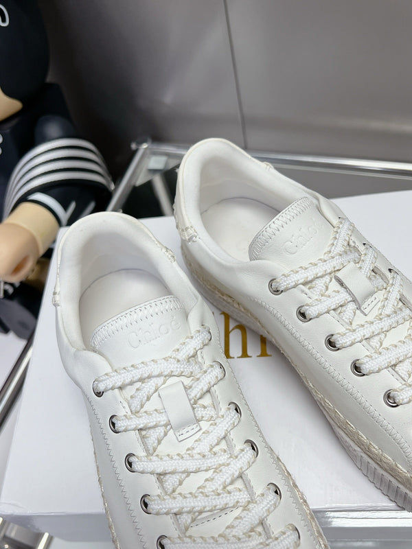 CHLOÉ TELMA LACE-UP SNEAKER IN WHITE LAMBSKIN AND RAFFIA