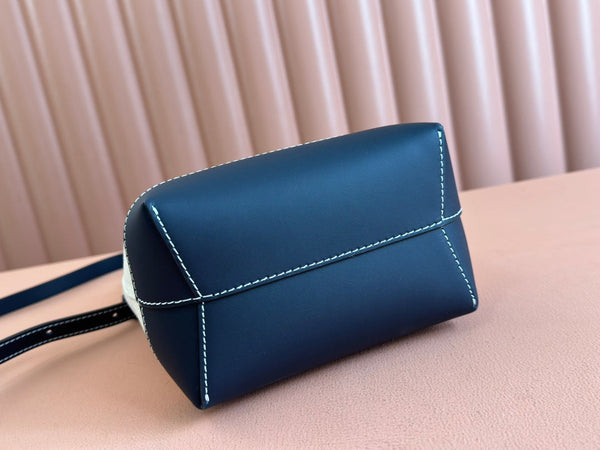 Borsa a secchiello Gucci in pelle blu e bianca in tela